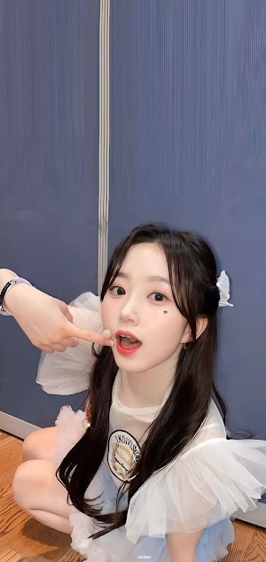Haewon vestido branco Kpop Images and Gifs Haewon vestido branco Kpop Images and Gifs