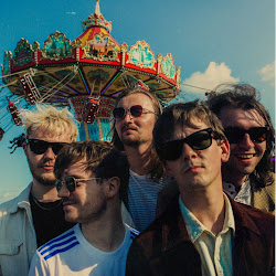 Sabadando com "Make It Alone (Lonely Boy)", o sedutor Pop-Rock dos Weird Milk
