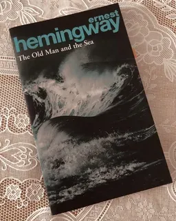 "كتاب The Old Man and the Sea"