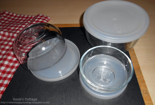 6 new Ikea products I love: BESTÄMMA set of three, nesting glass food containers.