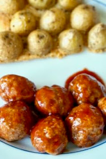 Honey Sriracha Barbecue Meatballs: Savory Sweet and Satisfying