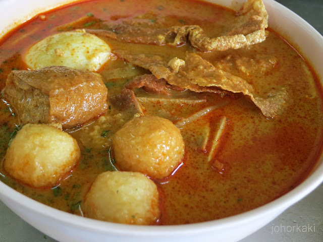 Curry-Laksa-Johor-bahru