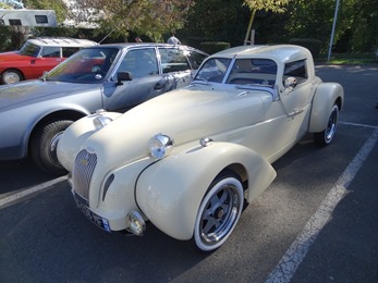 2018.10.21-016 Citroën 2 CV Burton