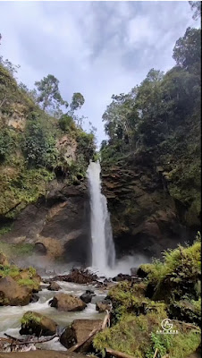 Air Terjun Tinggi Desa Palak Tanah Kecamatan Semende Darat Tengah Kabupaten Muara Enim Sumatera Selatan