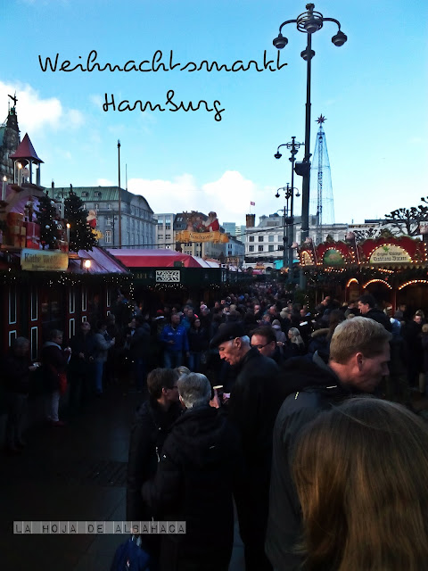 Weihnachtsmarkt‬, Hamburg, Alemania, Glühwein‬, ‎Feuerzangenbowle, Navidad,