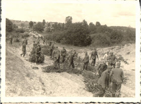 German troops at Kaunas 24 June 1941 worldwartwo.filminspector.com