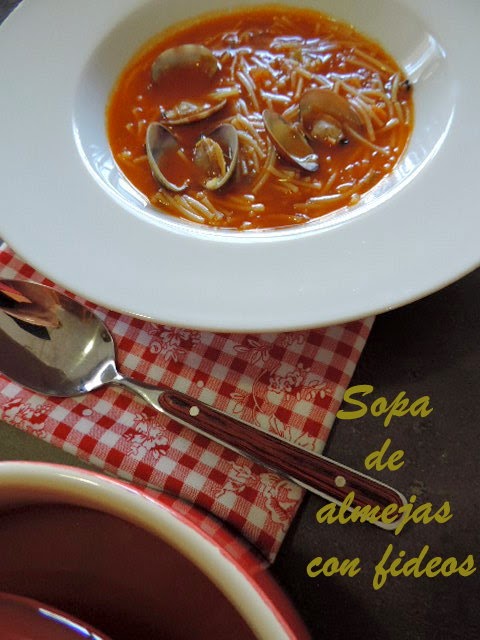 Sopa de almejas