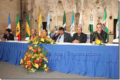 mesa principal en la inauguracion mesa principal en la inauguracion
