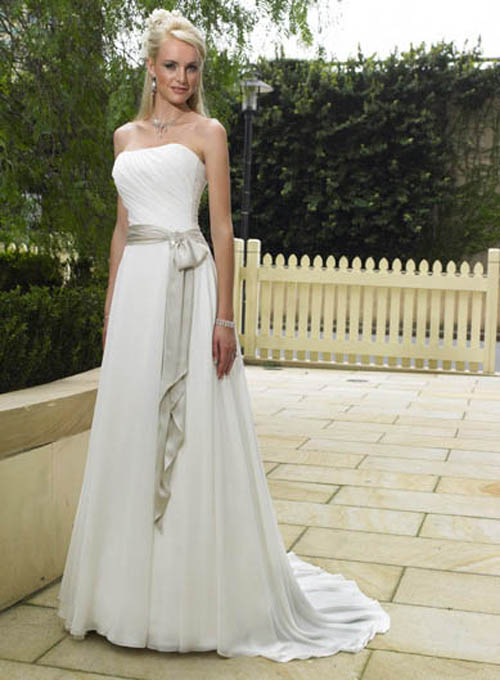If you have the right idea for a simple wedding dress you will look very 
