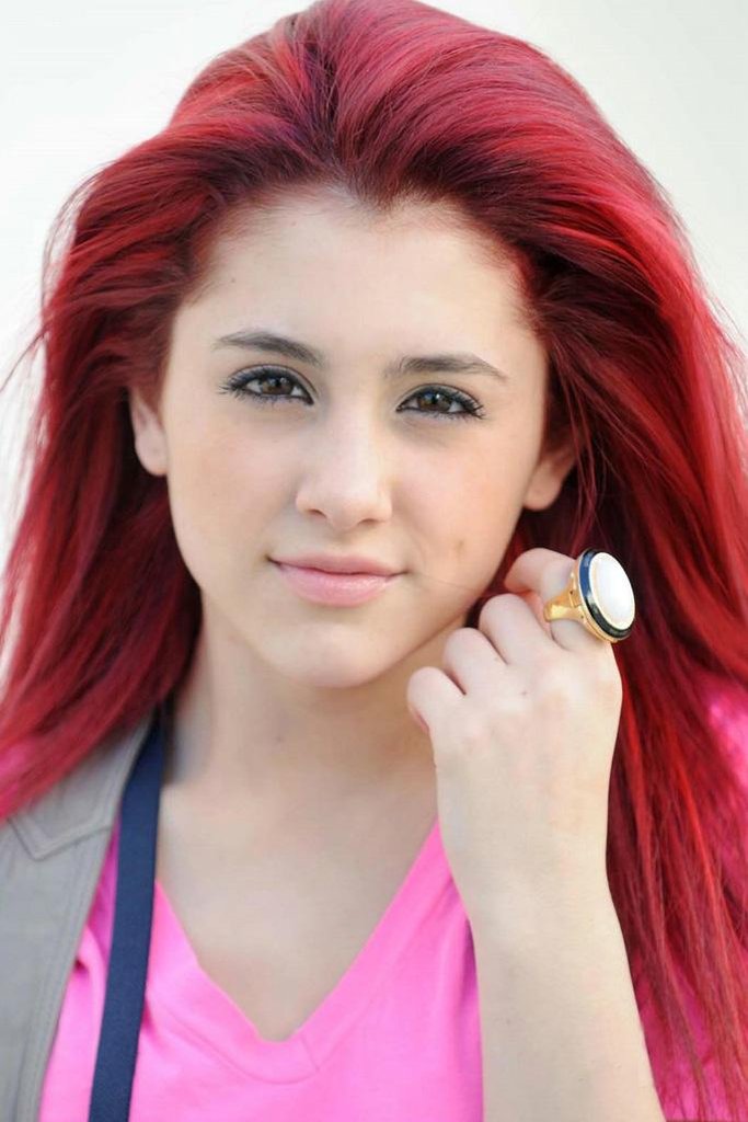 photosactresses Ariana Grande Red Hair Color Pictures