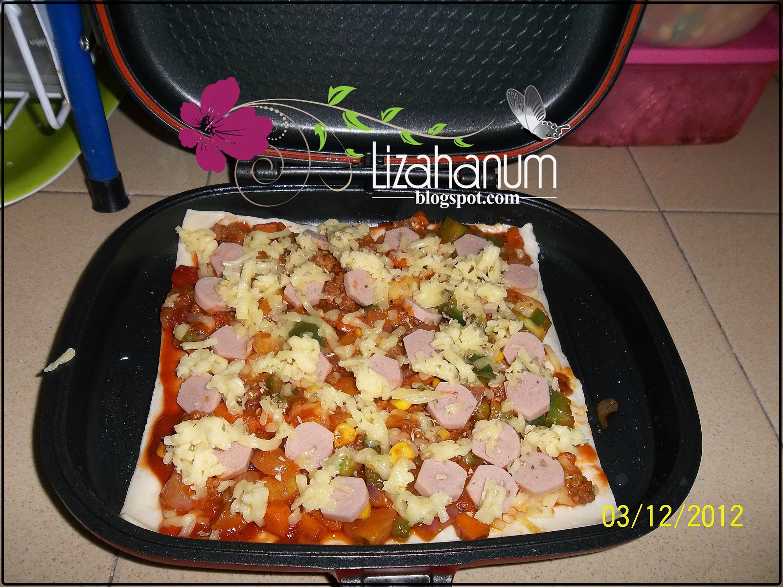 SWEET LIZAHANUM: PIZZA LIZZA.guna PEMANGGANG AJAIBKU