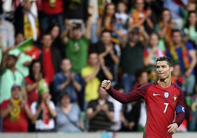 http://www.linesportsone.tk/2017/06/ronaldo-sebagai-penyerang-portugal-ke.html