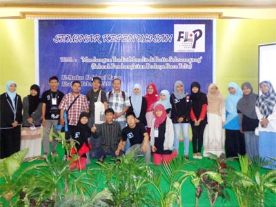 seminar kepenulisan flp maros