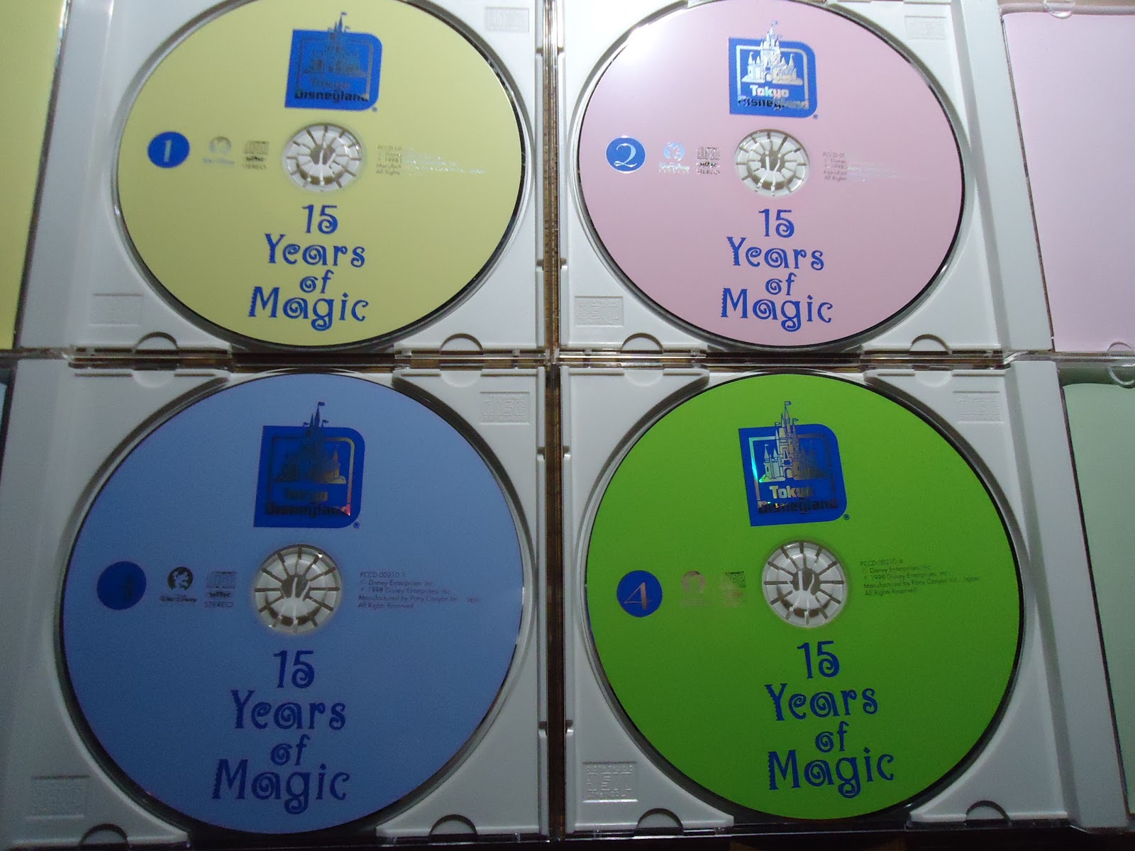 ディズニーのcd Tdlショーbgm 東京ディズニーランド15周年記念box 15イヤーズ オブ マジック ぼくのケチリッチな節約日記