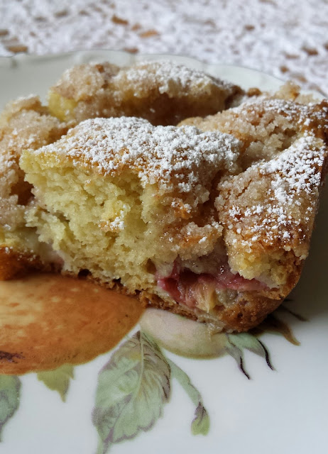 Oma's Rhubarb Cake