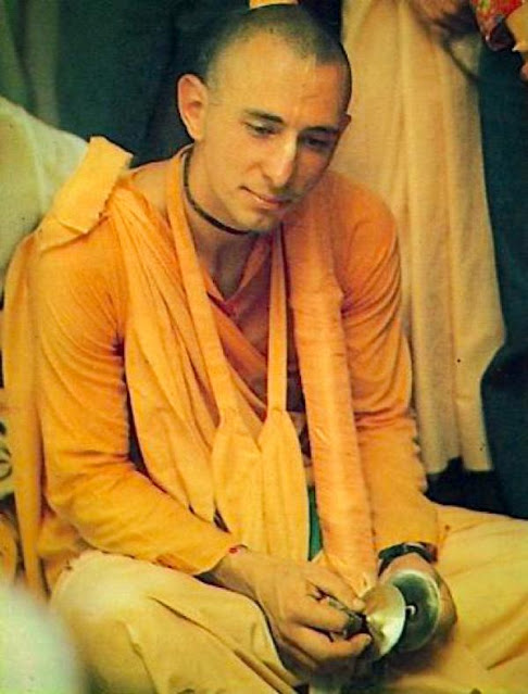 His Holiness Vishnujana Swami