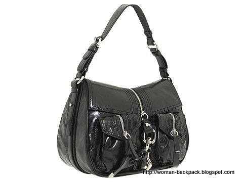 Woman-backpack:woman-1235953