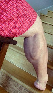 natural muscular calves legs feet fetish