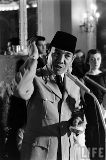 Yang Dibenci Soekarno Pada Anak Muda 1960-an [ www.BlogApaAja.com ]