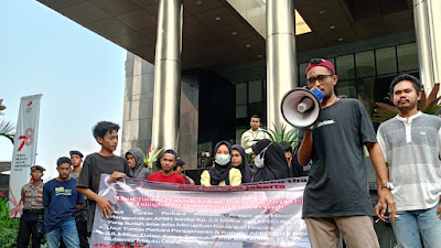 Aksi Jilit II Dugaan Korupsi, AMMUK-Jakarta Duduki KPK
