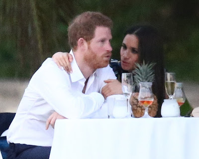  Prince Harry introduces Meghan Markel to his grandmother Queen Elizabeth...