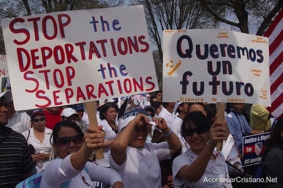 inmigrantes ilegales en EEUU protestan contra la deportación