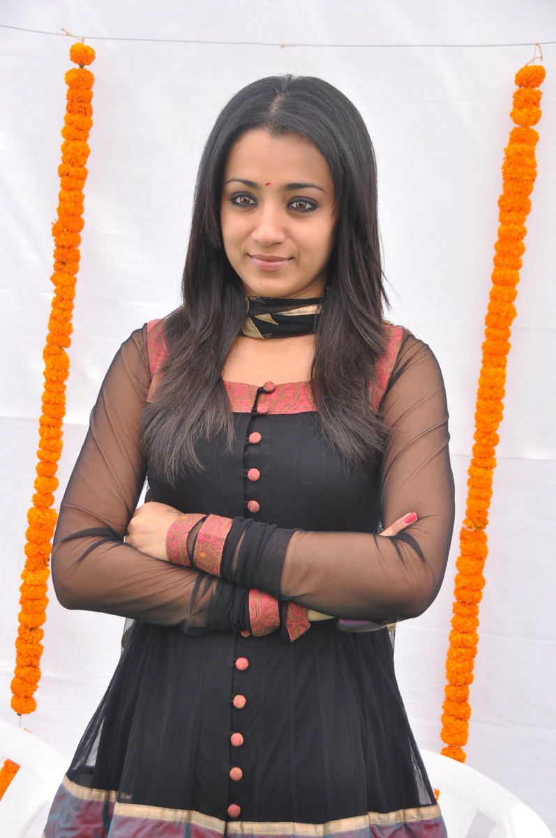 trisha s in hq format hot images