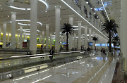 Dubai International Airport Terminal 3 som är världens största . (dubai international airport terminal )