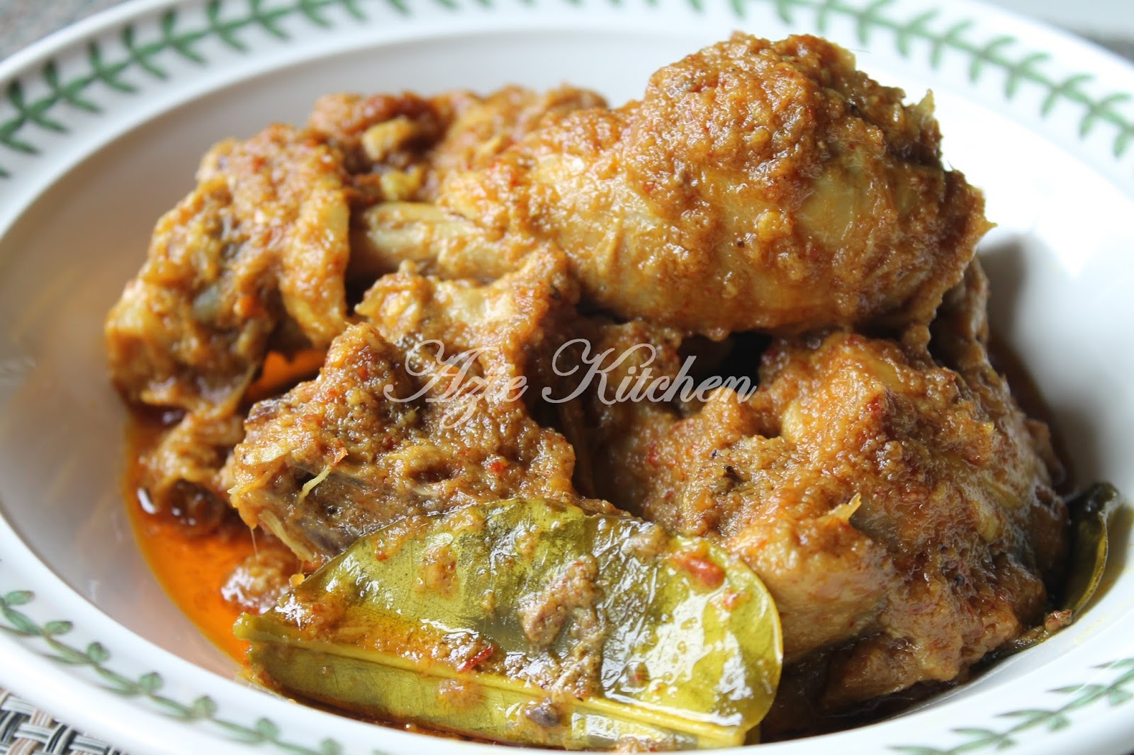 Rendang Ayam Mudah dan Sedap - Azie Kitchen