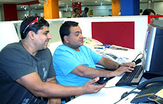 Cyrus Broacha & Kunal Vijaykar chat on Rediff.com