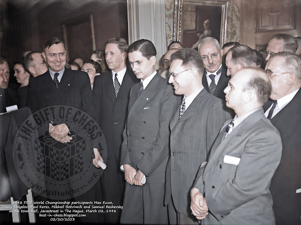 The 1948 FIDE World Championship participants in the town hall, Javastraat in The Hague. Max Euwe, Vasily Smyslov, Paul Keres, Mikhail Botvinnik and Samuel Reshevsky, March 02, 1948.