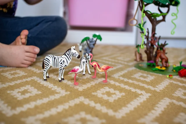 Flamingo and zebra playmobil characters