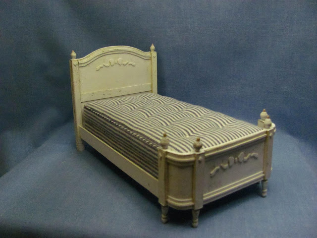 make miniature furniture