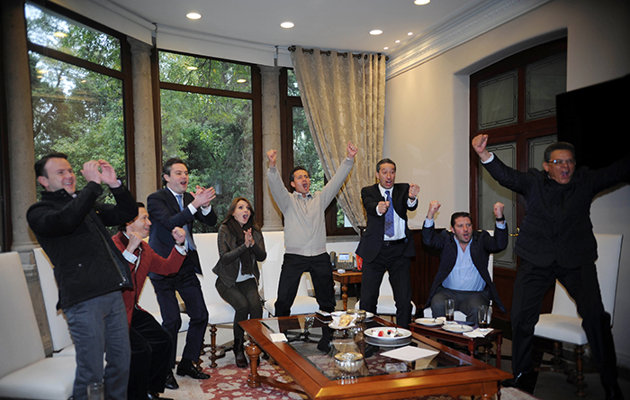 El presidente de México, Enrique Peña Nieto, celebrando un gol del América | Ximinia