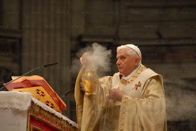 Pope Benedict XVI vestments