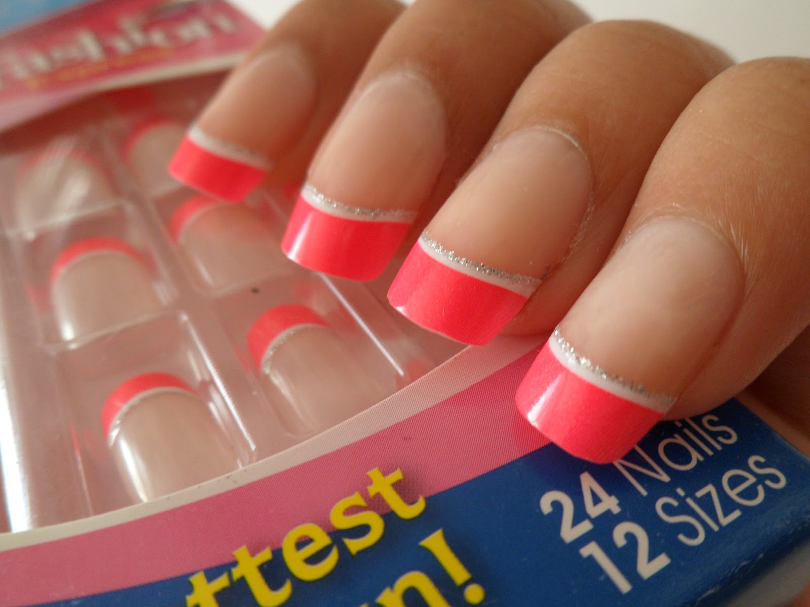 The Beauty Dosage: Fake Nails- Yes or no ?