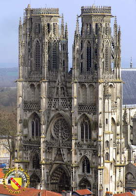 TOUL (54) - La cathédrale Saint-Etienne (Extérieur)