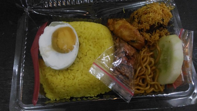 Pesona Kuliner Nusantara – Nasi Kuning Pilihan Kuliner Indonesia