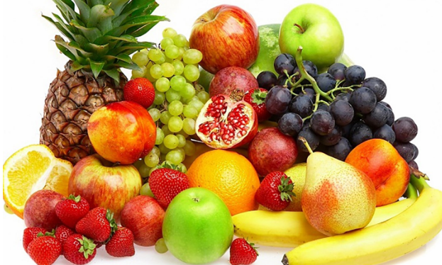 لمواجهة الشيخوخة .. 3 أنواع من الفاكهة لا غنى عنها
