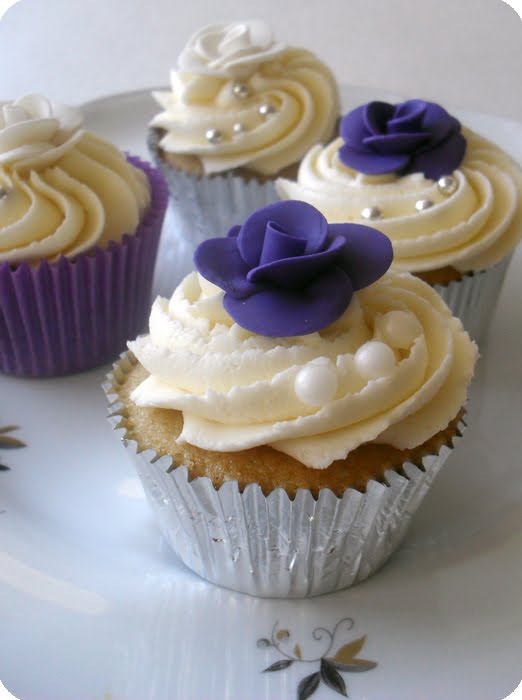 Winter Wedding My first wedding cupcakes ever and made for a winter wedding 