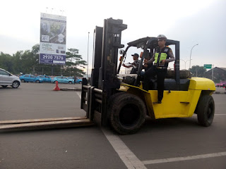 RENTAL FORKLIFT CAWANG