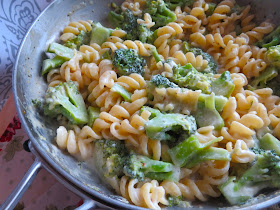 One Pot Creamy Broccoli Pasta