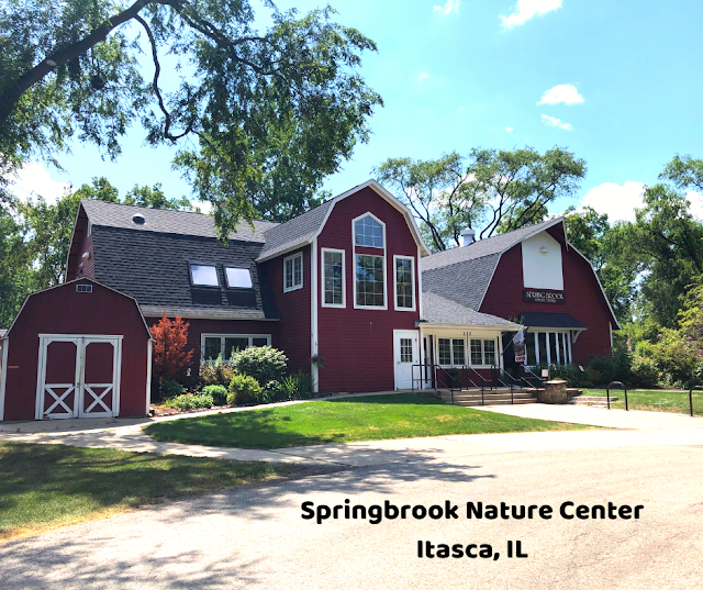 Springbrook Nature Center and Hiking Paths in Itasca, IL