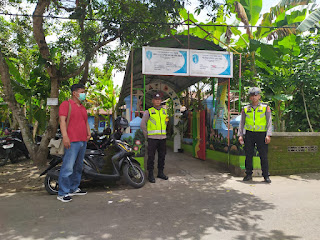 Bhabinkamtibmas Kalurahan Kembang Laksanakan Giat Pengamanan dan Monitoring Perayaan HUT ke 180 Kongregasi TK Sang Timur