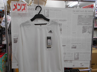 未使用品　アディダス　長袖Ｔシャツ　メンズ　７９０円