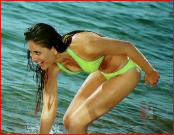 Kareena Kapoor in Bikini Photos and Hot Bikini Pics
