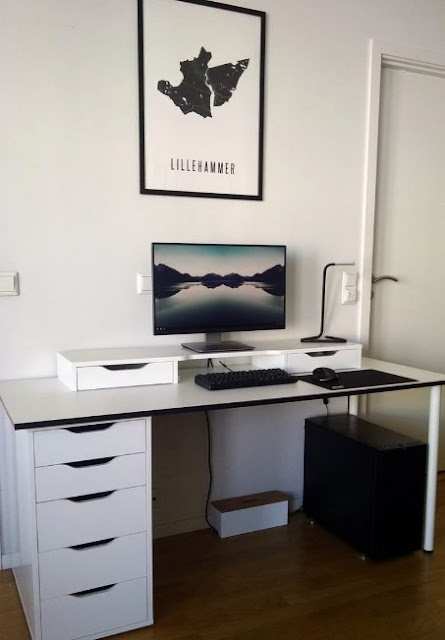 beautiful minimalist gaming computer desk ideas