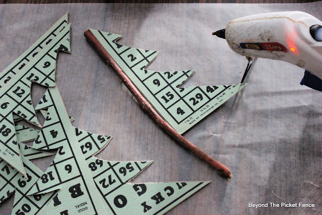 Make Christmas Trees from Vintage Bingo Cards