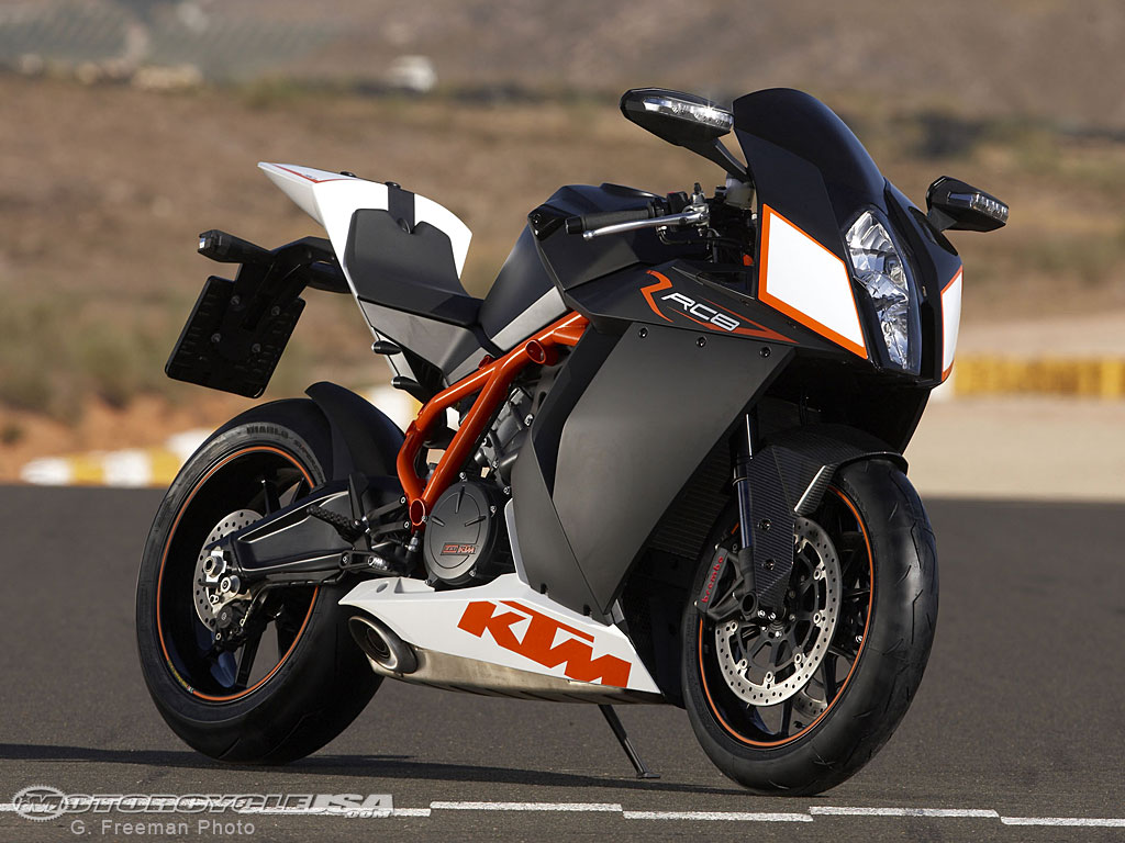 New KTM RC8R 2009 Design 