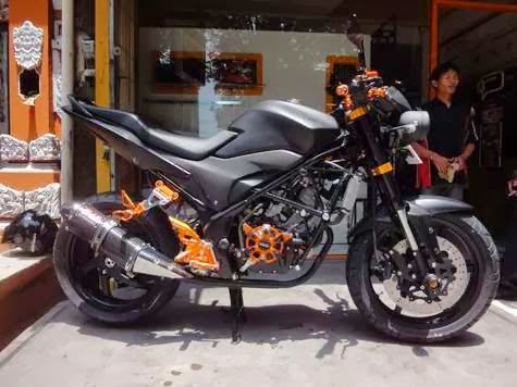 Gambar Modifikasi Honda CB150R Streetfire Terbaru 2014